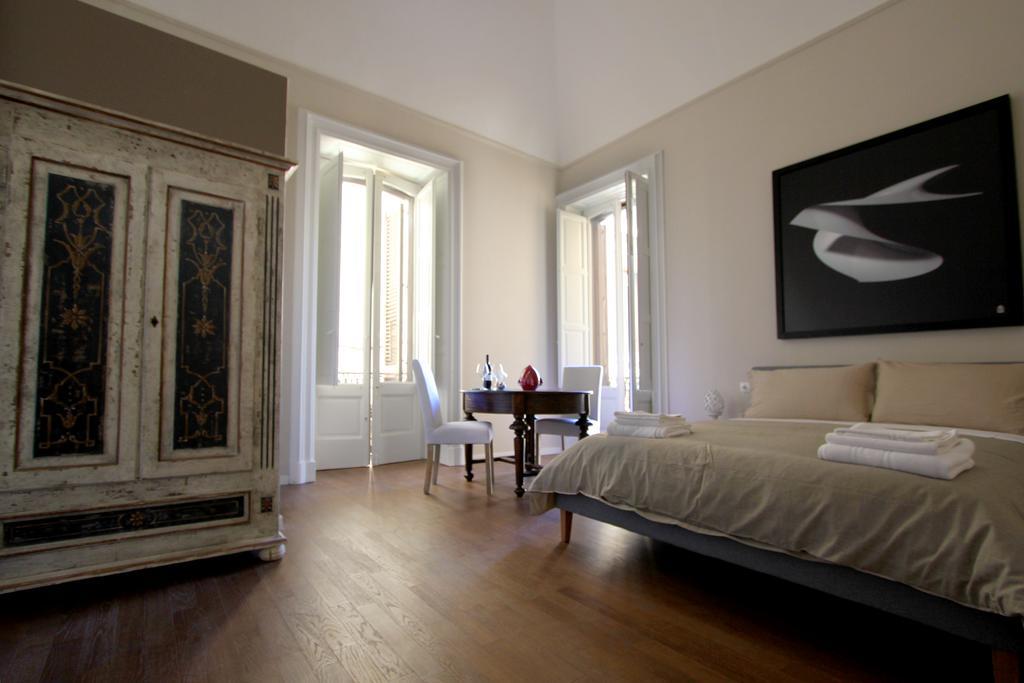 לינה וארוחת בוקר לצ'ה Palazzo Del Centro מראה חיצוני תמונה
